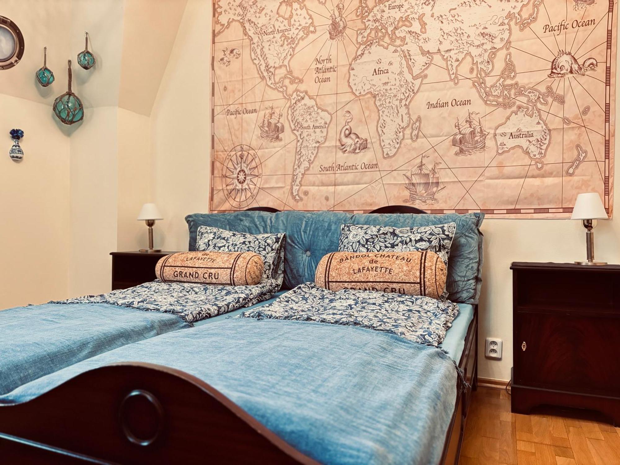Pirate Family, Theme Room, Free Parking Karlovy Vary Luaran gambar